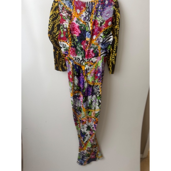 RIXO London Madonna Mixed Floral Chain Print Midi Dress Black Gold Red L - Picture 3 of 8